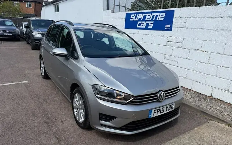 Used VW Golf VII SE 110 HP (80 kW) 2015 Hatchback