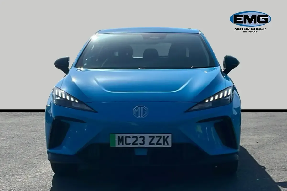 Used MG MG4 EV SE 319 kW (435 HP) 2023 Blue Hatchback