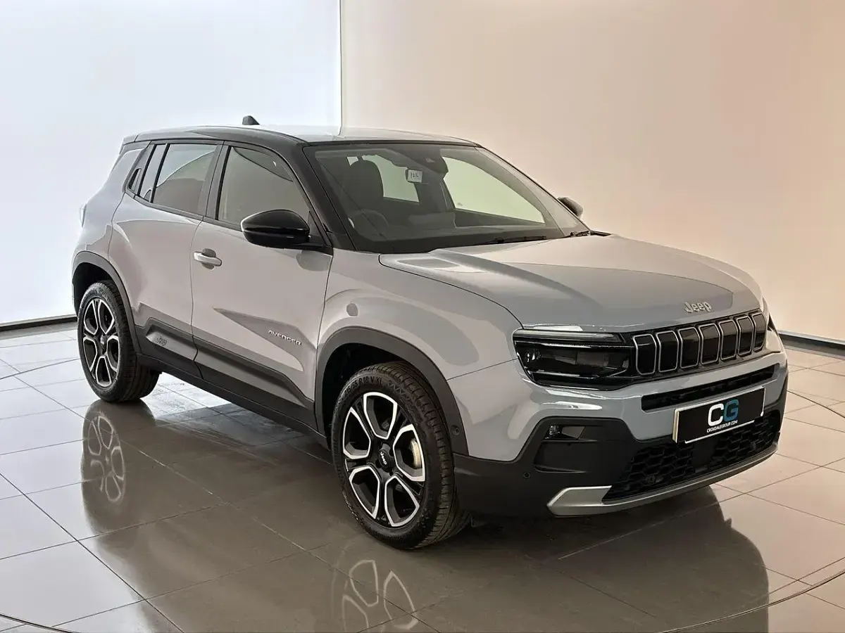 Used Jeep Avenger Summit 100 HP (73 kW) 2025 Grey SUV