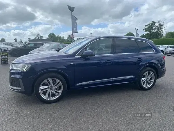 Used Audi Q7 S-Line 286 HP (210 kW) 2022 Blue SUV