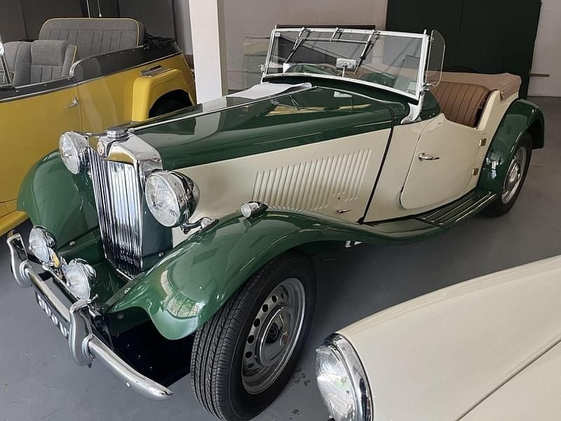 Green Used 2015 MG TD Cabriolet | £35,751 - Image 1/3