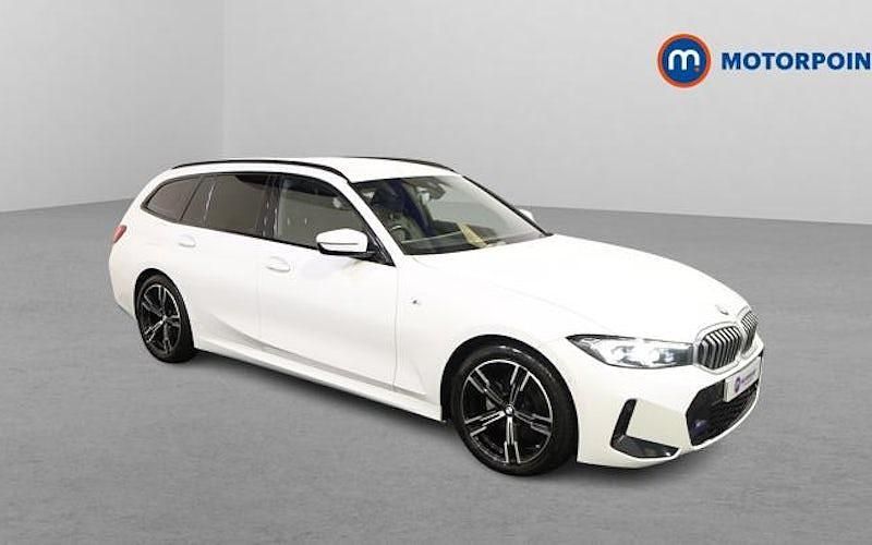 Used 2024 BMW 320 M Sport Estate | £30,499 (Fair price) - Image 1/4