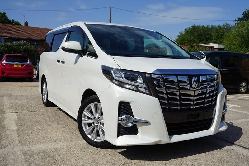 White Used 2015 Toyota Alphard MPV | £20,995 (Good price) - Image 1/4