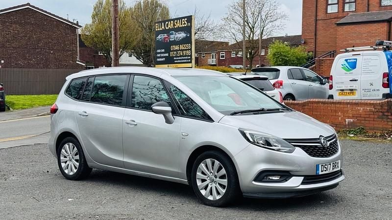 Used Vauxhall Zafira SRi 134 HP (98 kW) 2017 Silver MPV