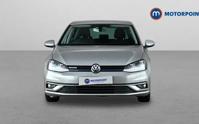 Used VW Golf VIII Edition 131 HP (96 kW) 2020 Hatchback