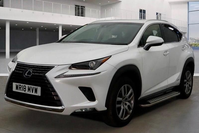 Used Lexus NX300h Luxury Line 197 HP (144 kW) 2018 White SUV