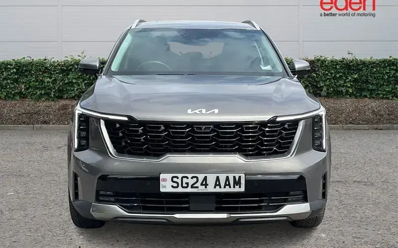 Used Kia Sorento 193 HP (141 kW) 2024 Grey SUV