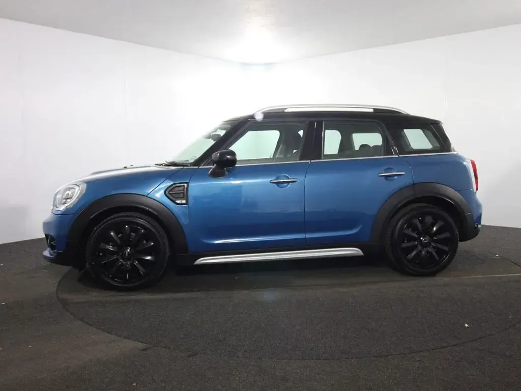 Used Mini Cooper Countryman Classic 136 HP (100 kW) 2019 Blue SUV