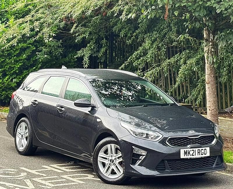 Black Used 2021 Kia Ceed 2 Estate | £7,395 (Fair price) - Image 1/4