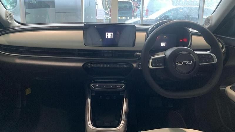 New Fiat 600E La Prima 114 kW (156 HP) 2025 Green SUV