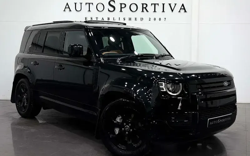 Used Land Rover Defender HSE Dynamic 300 HP (220 kW) 2024 SUV