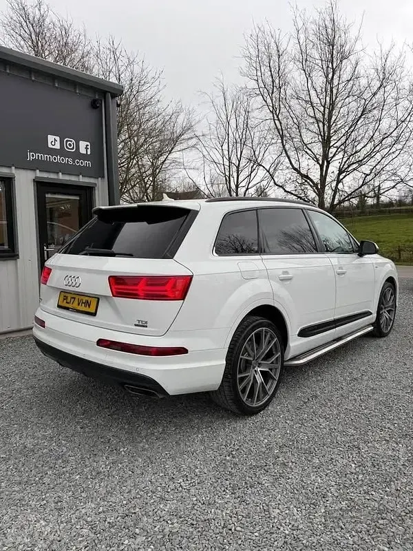 Begagnad Audi Q7 S-Line 218 HK (160 kW) 2017 Vit SUV