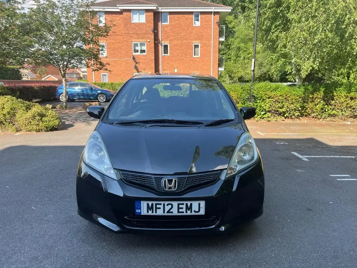 Used Honda Jazz ES 99 HP (72 kW) 2012 Black Hatchback
