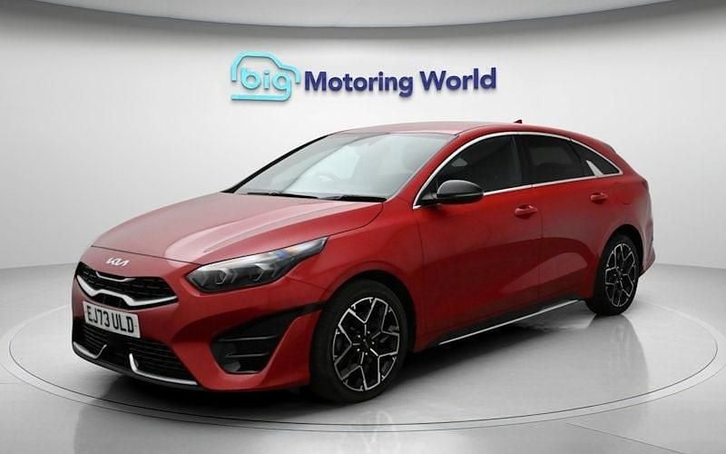 Used Kia ProCeed GT-Line 159 HP (116 kW) 2023 Red Estate