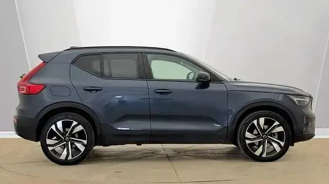 Used Volvo XC40 Ultra 161 HP (118 kW) 2025 Blue SUV