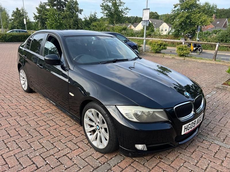 Black Used 2009 BMW 320 Sedan | £2,195 (Good price) - Image 1/4