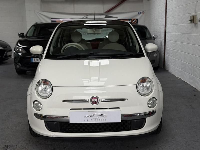 Used Fiat 500 Lounge 69 HP (50 kW) 2013 White Hatchback