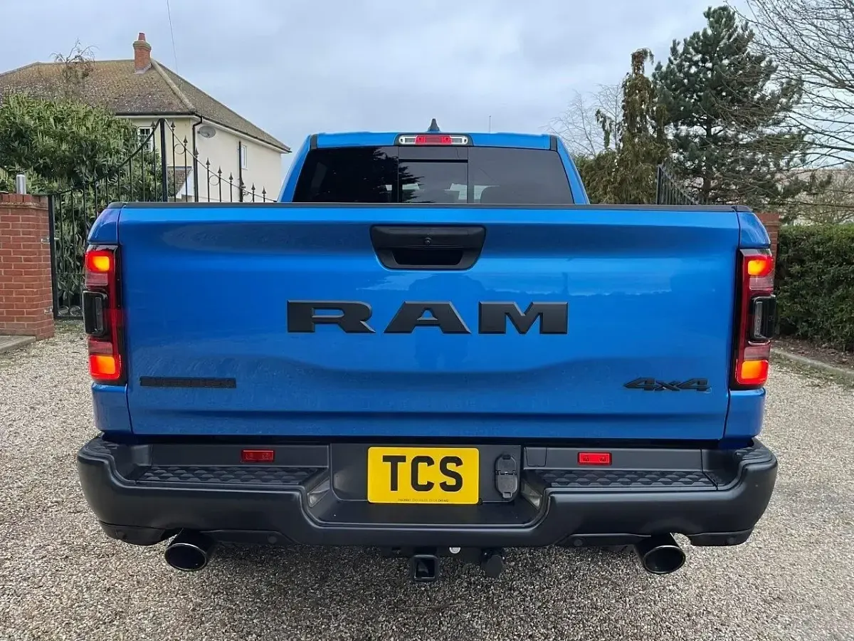 Used RAM 1500 395 HP (290 kW) 2024 Blue Pickup