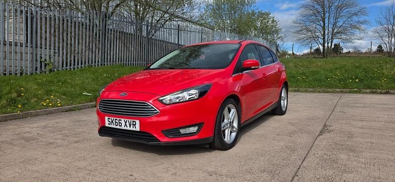 Used Ford Focus Zetec 2016 Red Hatchback