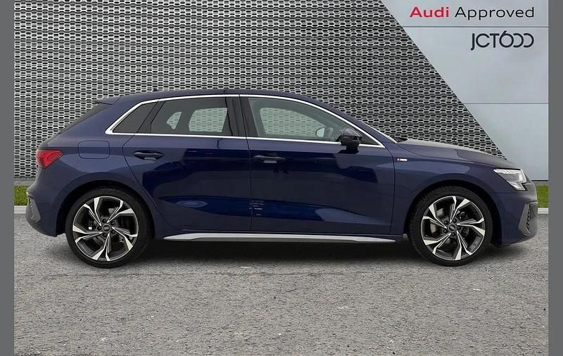 Used Audi A3 S-Line 147 HP (108 kW) 2023 Blue Sedan