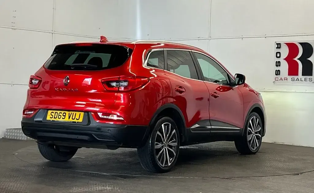 Used Renault Kadjar Iconic 140 HP (102 kW) 2019 Red SUV