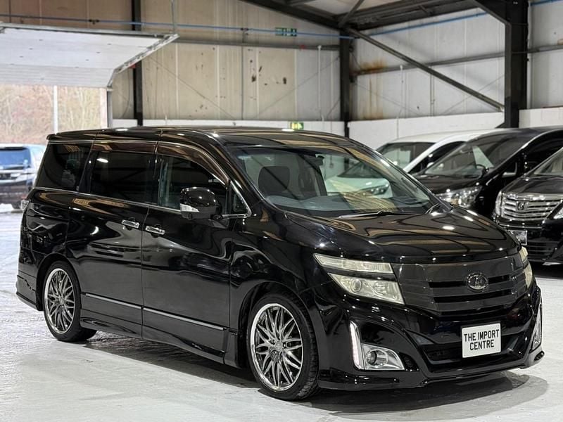 Black Used 2011 Nissan Elgrand MPV | £7,995 (Fair price) - Image 1/4