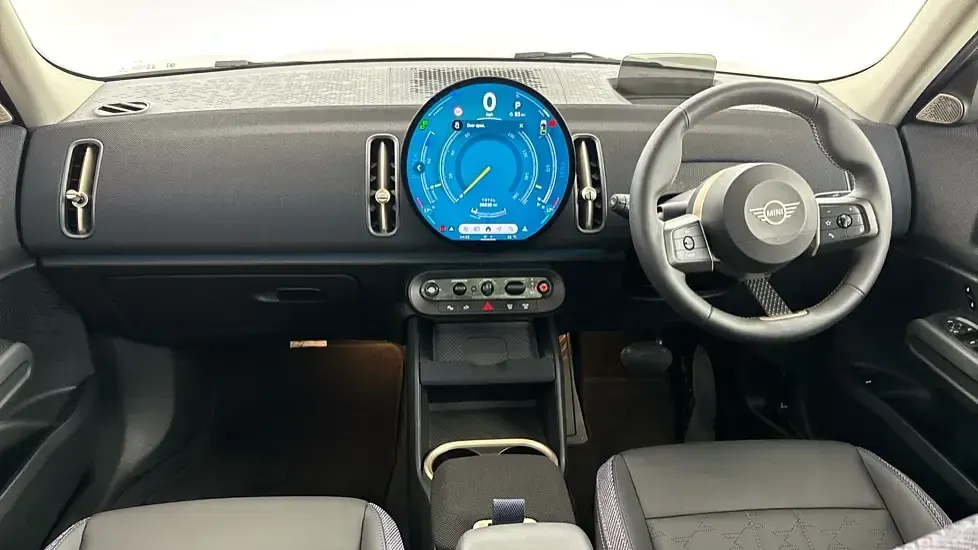 Used Mini Countryman 168 HP (123 kW) 2025 Silver SUV