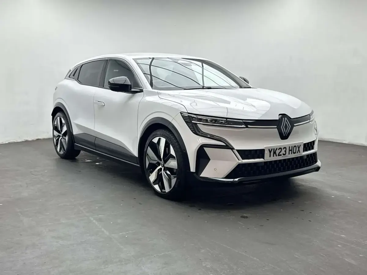 Used Renault Mégane IV Techno 2023 White Hatchback
