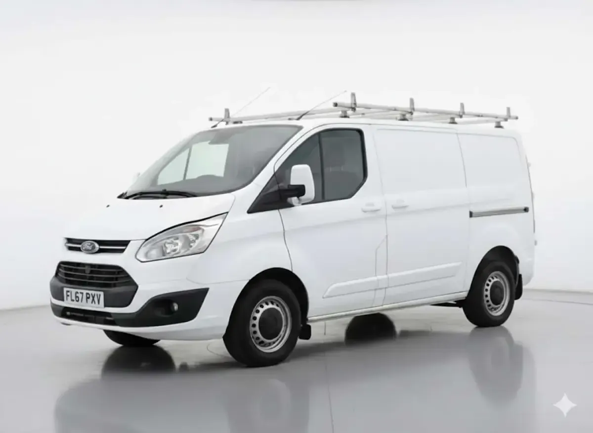 Used Ford Transit Custom 105 HP (77 kW) 2017 White Van