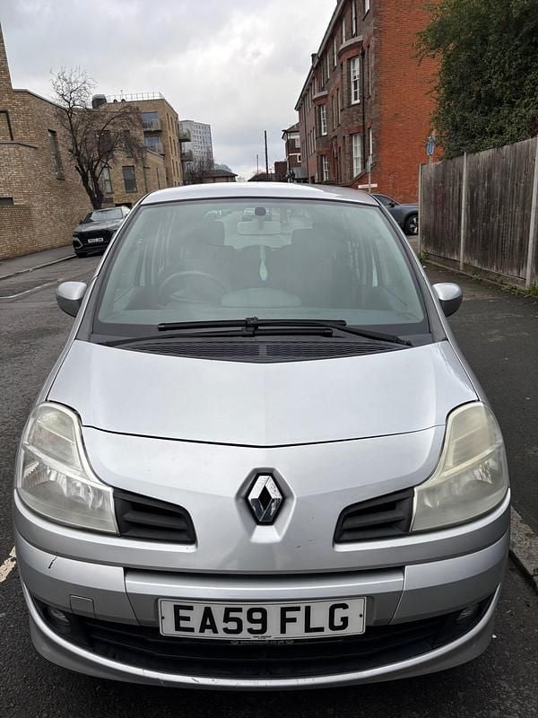 Used Renault Grand Modus Dynamique 2009 Silver MPV