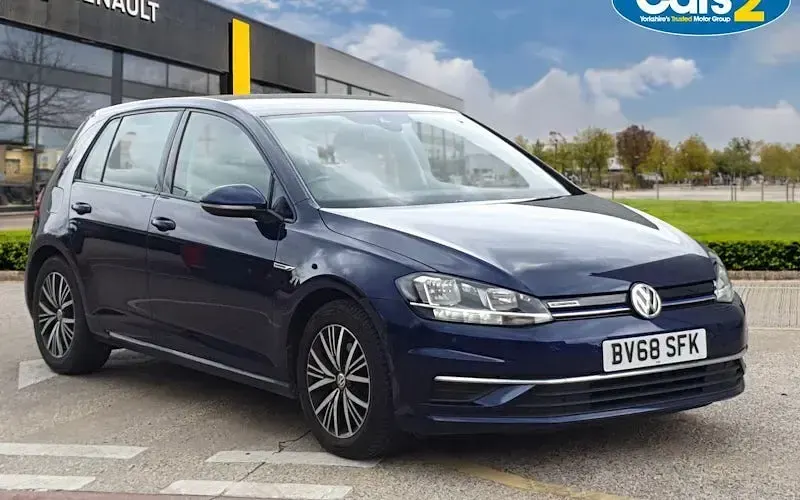 Used VW Golf VII SE 131 HP (96 kW) 2018 Hatchback