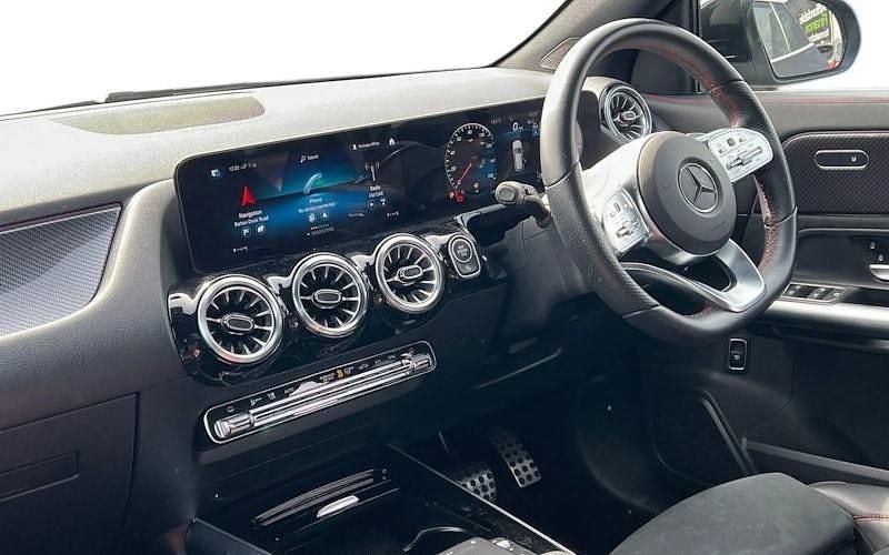 Used Mercedes GLA200 AMG Line Premium 163 HP (119 kW) 2022 Black SUV