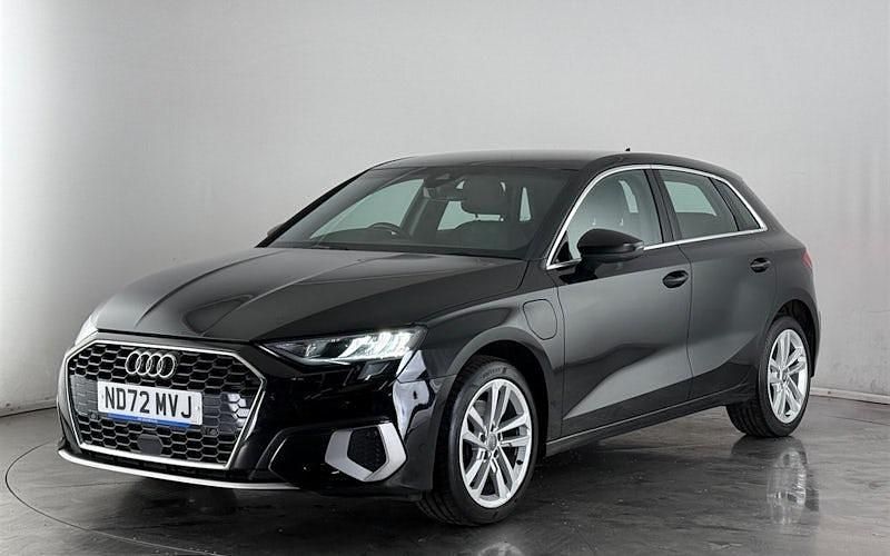 Used Audi A3 Sportback e-tron Sport 204 HP (150 kW) 2025 Hatchback