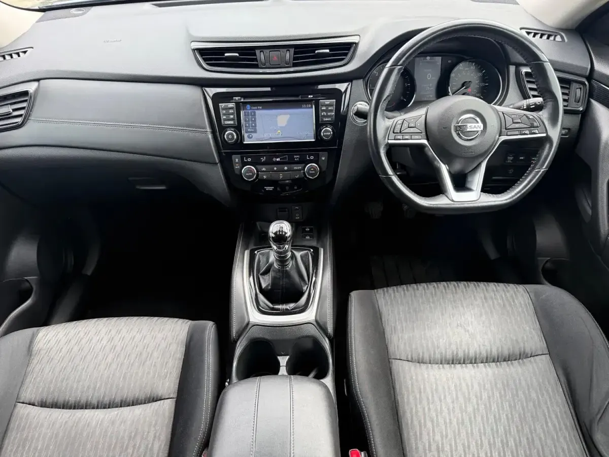 Used Nissan X-Trail N-Connecta 150 HP (110 kW) 2020 Green SUV