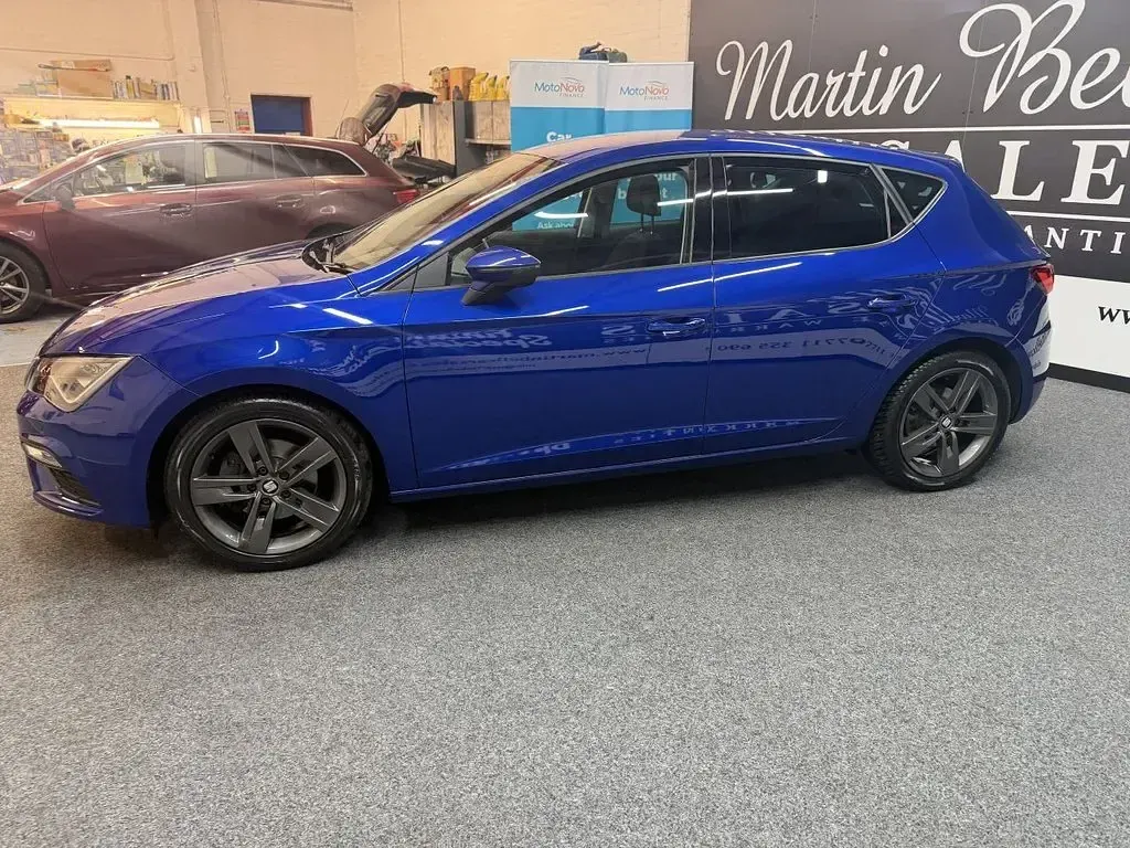 Used Seat Leon FR 2020 Blue Hatchback