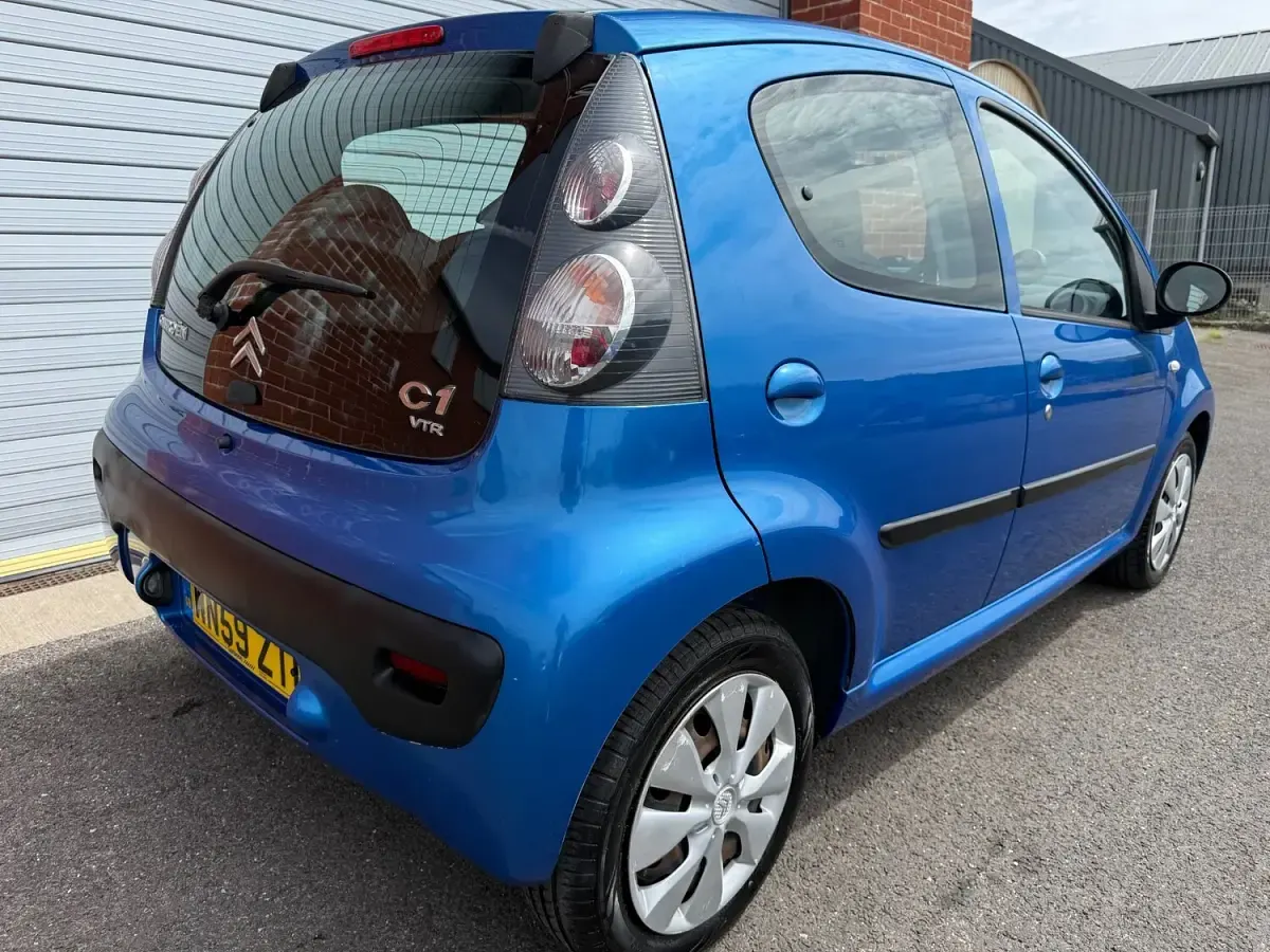 Used Citroën C1 VTR Sport 68 HP (50 kW) 2009 Blue Hatchback