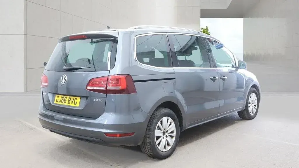 Used VW Sharan SE 150 HP (110 kW) 2016 Grey MPV