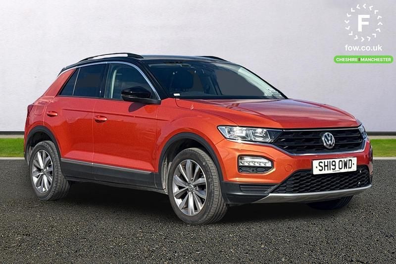 Orange Used 2019 VW T-Roc Design SUV | £13,699 (Fair price) - Image 1/4