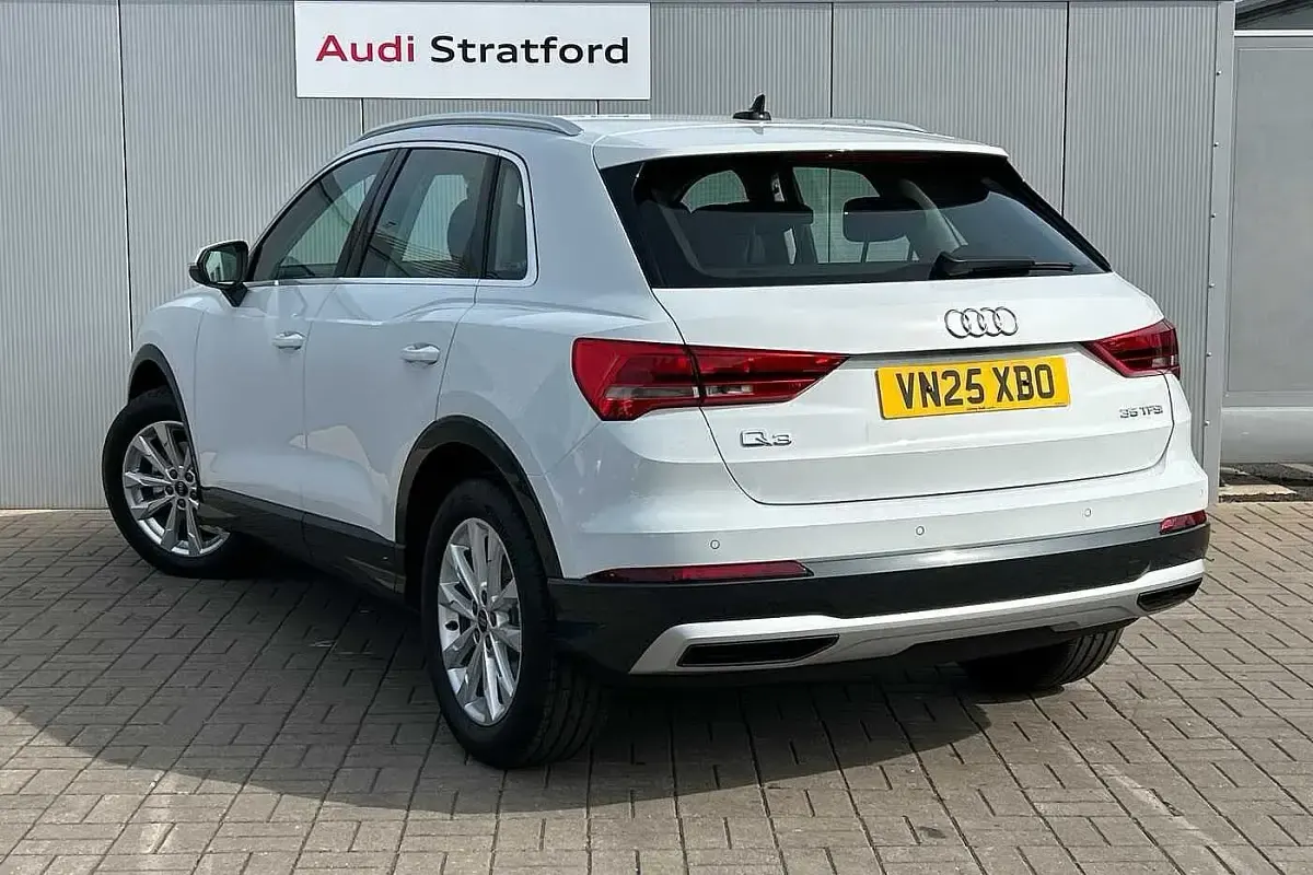 Used Audi Q3 Sport 150 HP (110 kW) 2025 White SUV