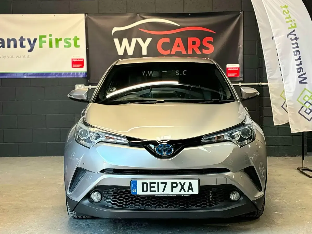 Used Toyota C-HR 122 HP (89 kW) 2017 Silver SUV