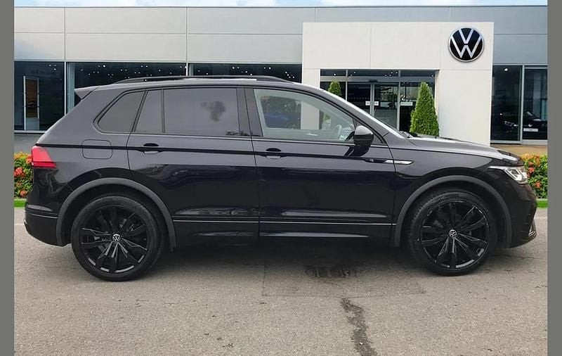 Used VW Tiguan Black Edition 150 HP (110 kW) 2024 Black SUV