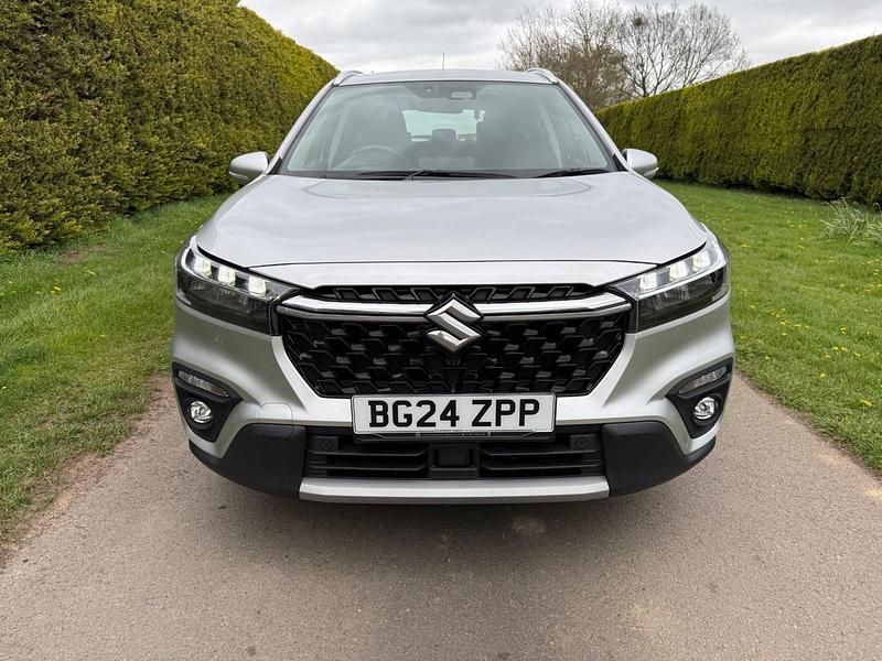 Used Suzuki SX4 115 HP (84 kW) 2024 Silver Hatchback