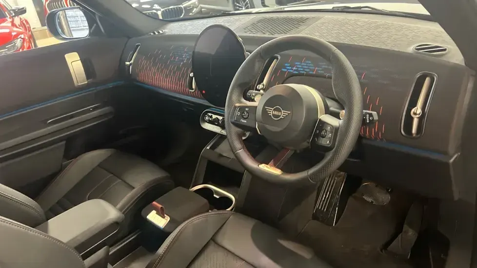 Used Mini Countryman Sport 170 HP (125 kW) 2025 Legend grey SUV