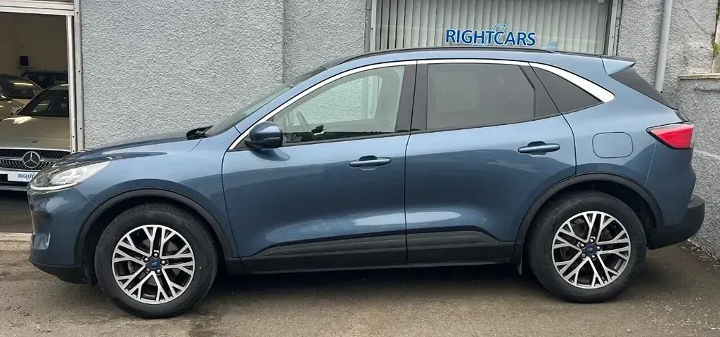 Used Ford Kuga Titanium 2022 Blue SUV