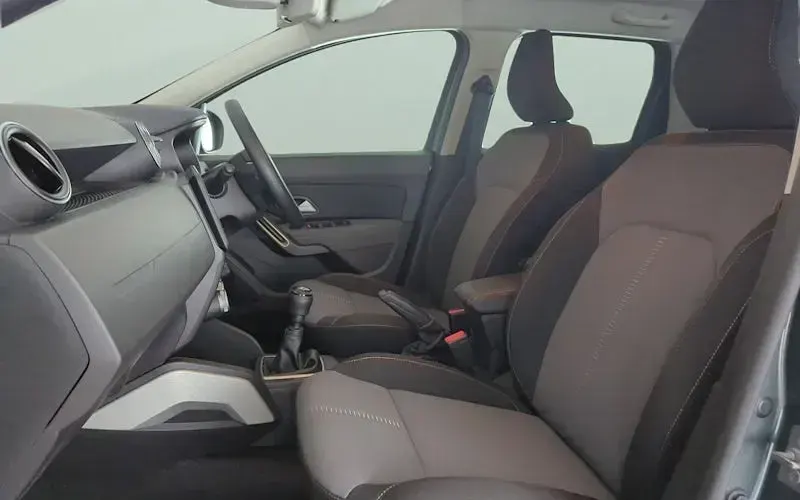 Begagnad Dacia Duster Extreme 130 HK (95 kW) 2023 Grön SUV