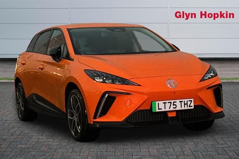 Used MG MG4 EV Trophy 319 kW (435 HP) 2025 Orange Hatchback