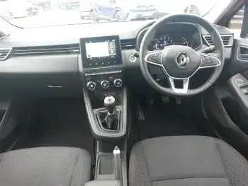 Used Renault Clio Evolution 90 HP (66 kW) 2023 Red Hatchback