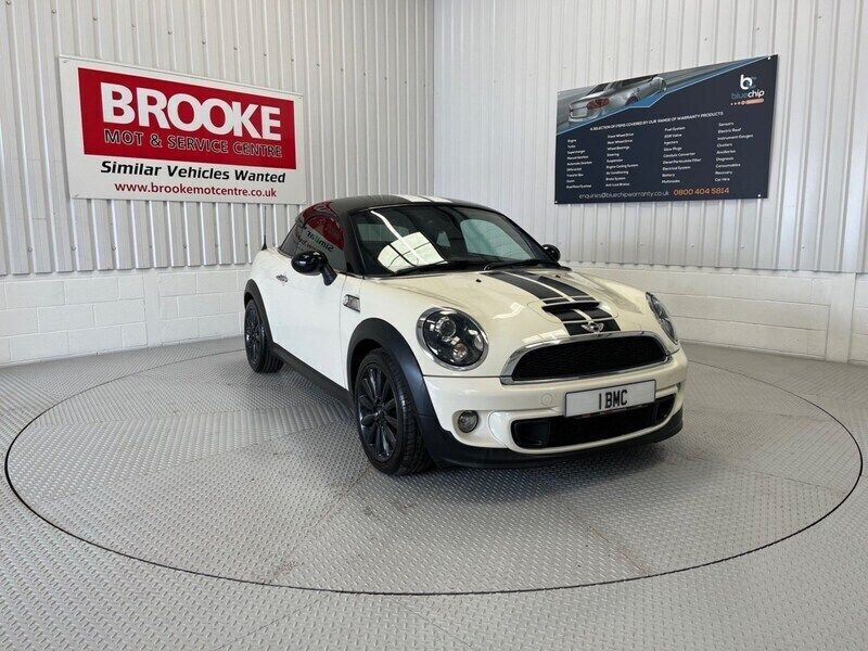 White Used 2012 Mini Cooper S Coupé Coupe | £4,290 (A bit pricey) - Image 1/3