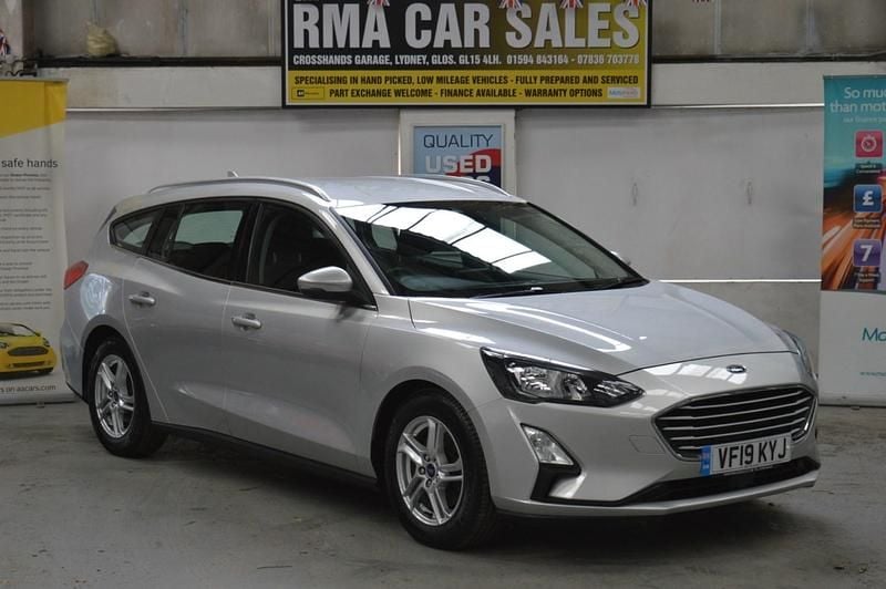 Used Ford Focus Zetec 2019 Silver Estate