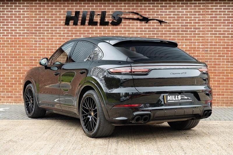 Used Porsche Cayenne 650 HP (478 kW) 2023 Black SUV